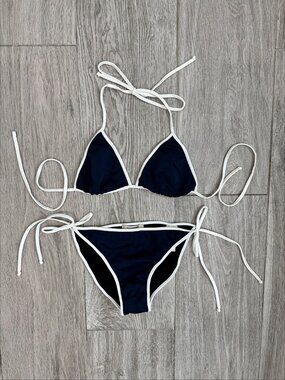 EUC Authentic Navy Burberry String Bikini Set size Small